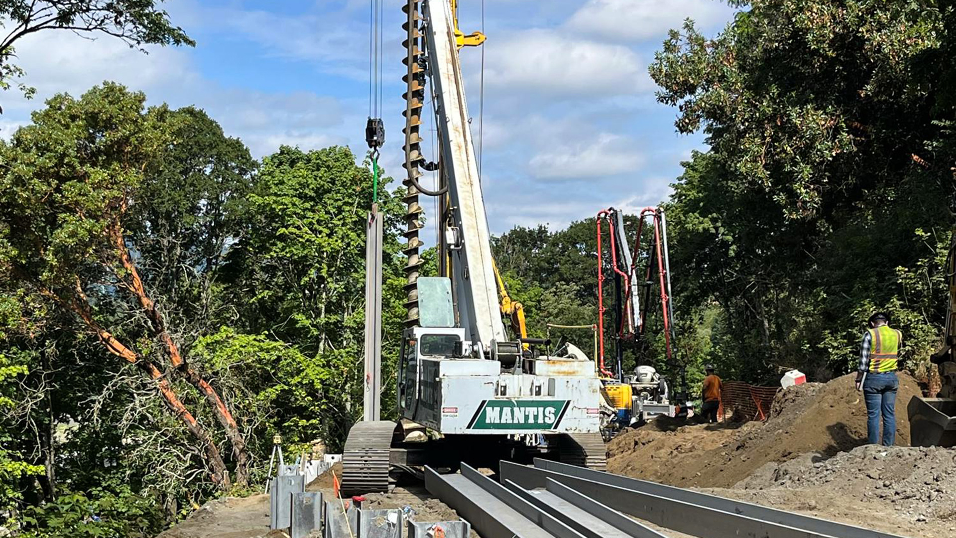 Evergreen Lodge - Slide 3