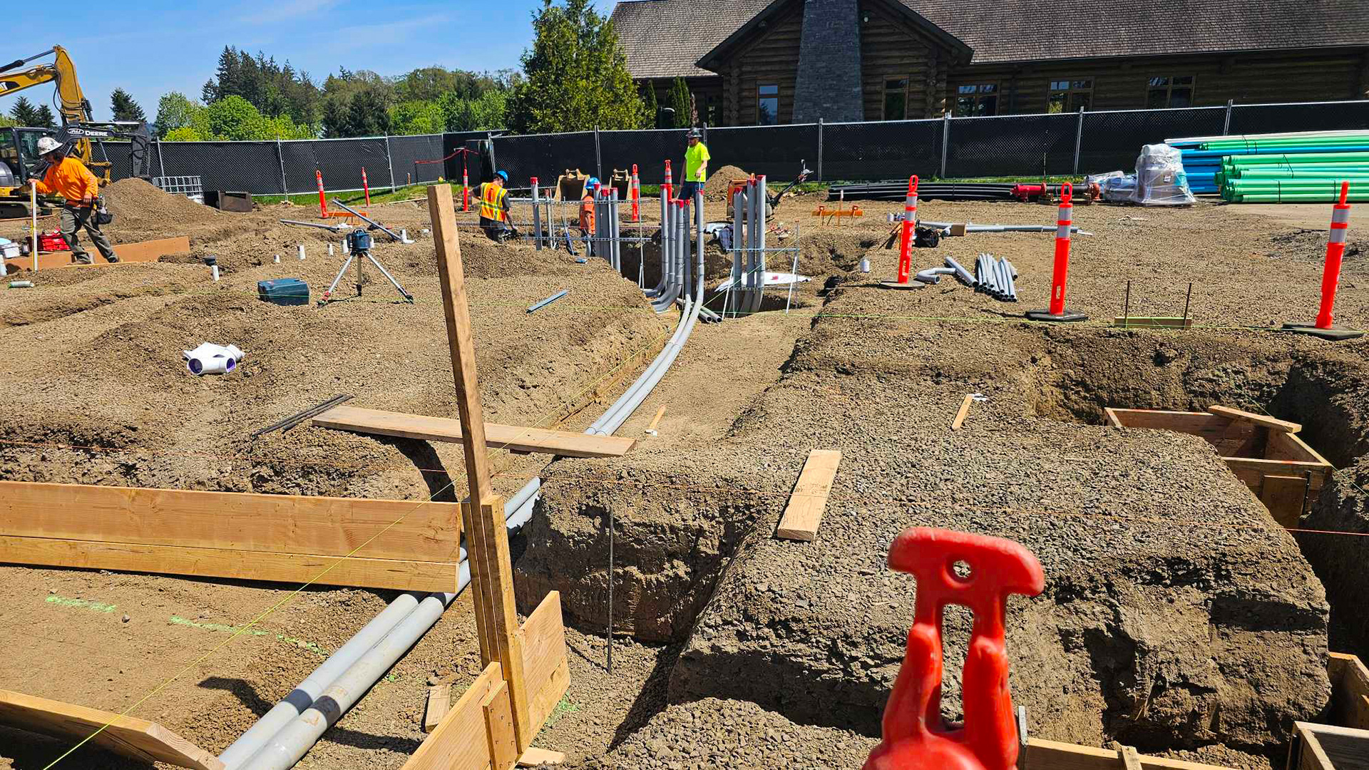 Evergreen Lodge - Slide 3