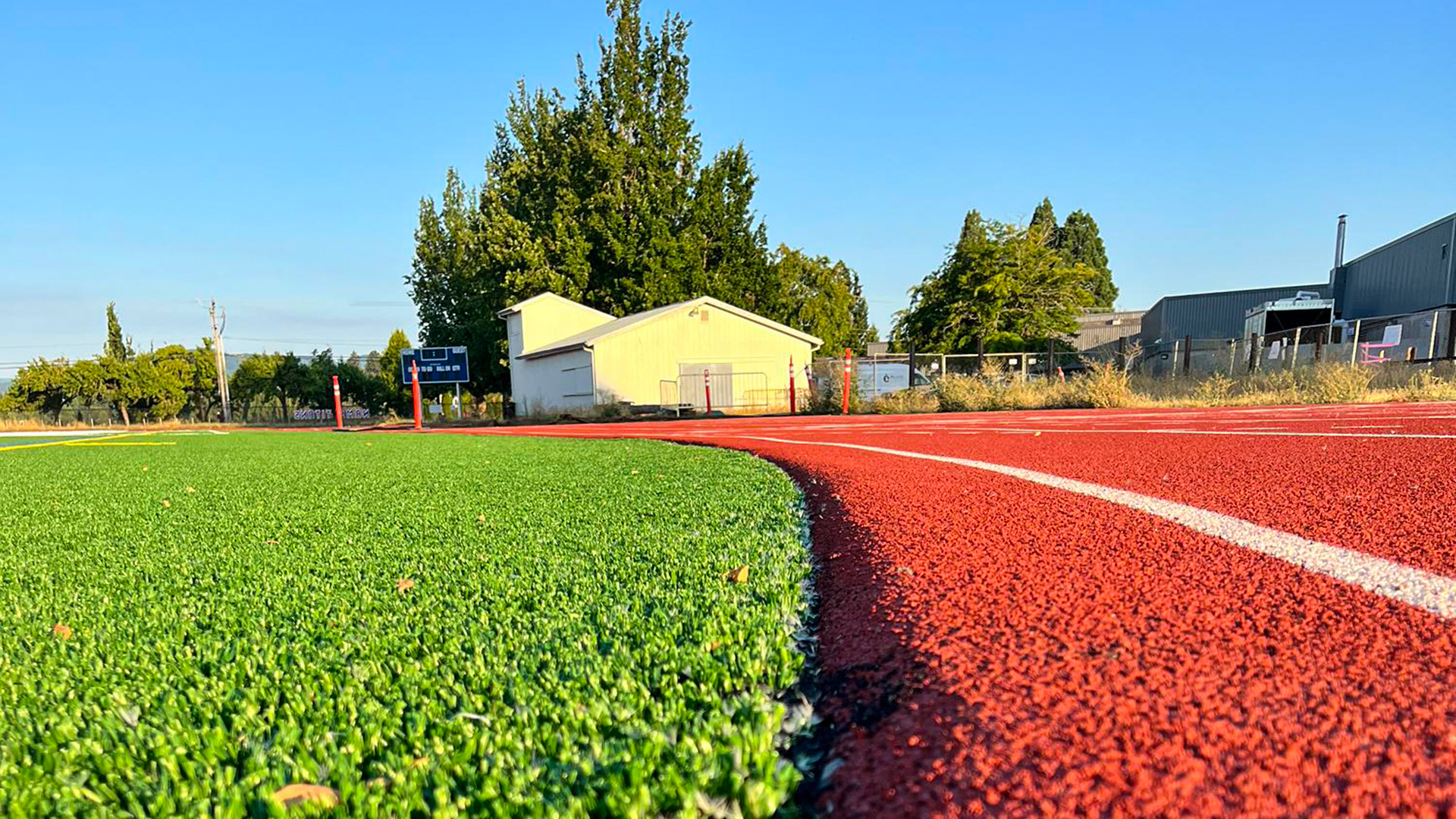 Evergreen Lodge - Slide 7