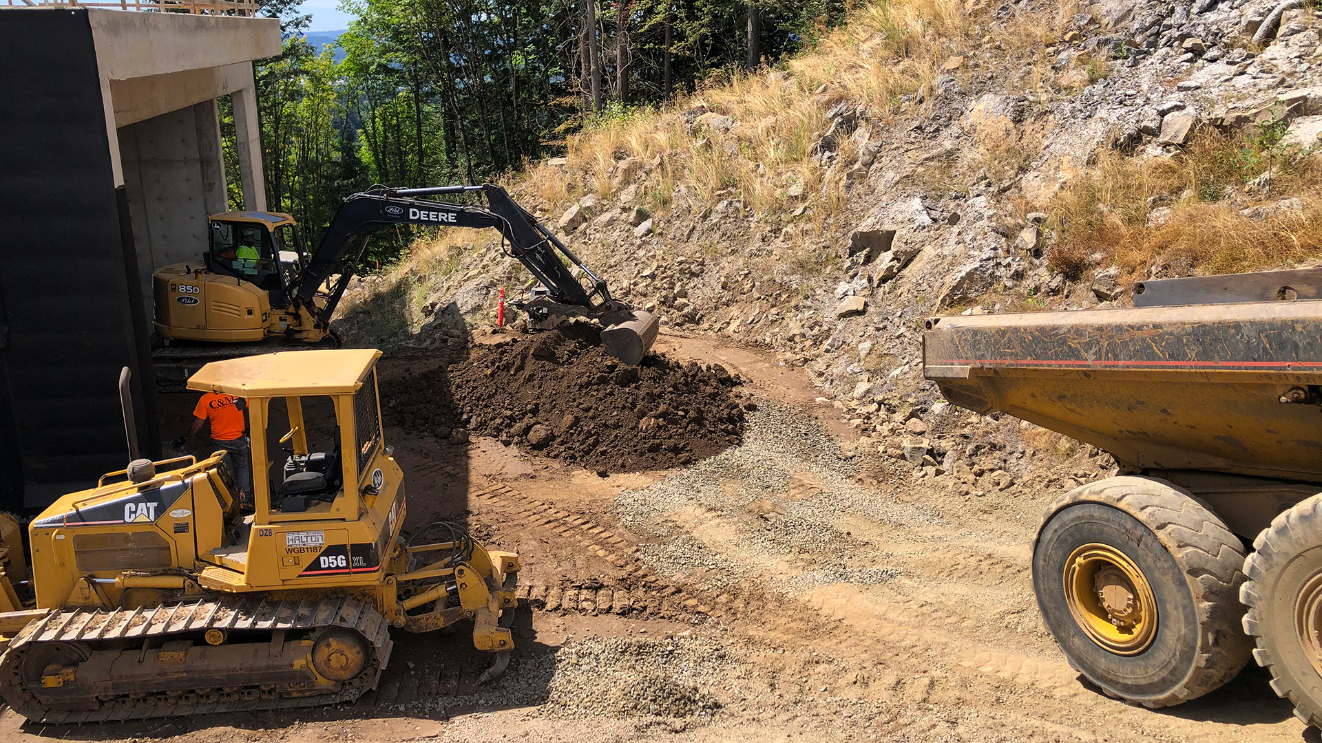 Evergreen Lodge - Slide 3