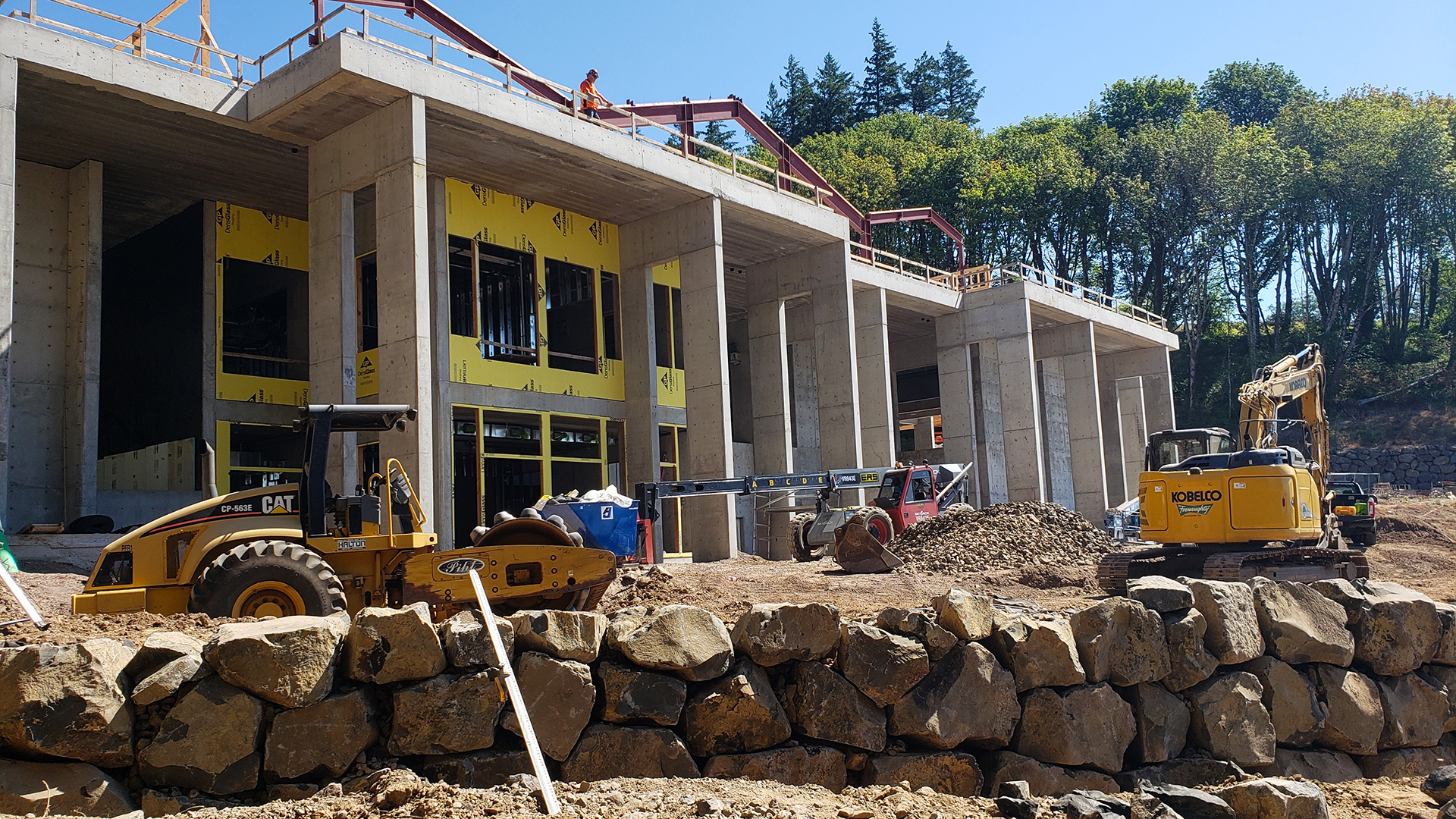 Evergreen Lodge - Slide 3